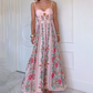 Elegantes, modisch bedrucktes Damenkleid