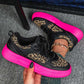 Stilvolle Sneakers mit Leopardenmuster und dicker Sohle
