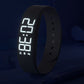 ❄️（Sanftes Wecken, nie mehr verschlafen!）Zomerfresh 50% Korting!⏰Trilalarm Horloge met Stille Wekker – USB Oplaadbare Reminder Armband voor Slaap, Werk en Sport